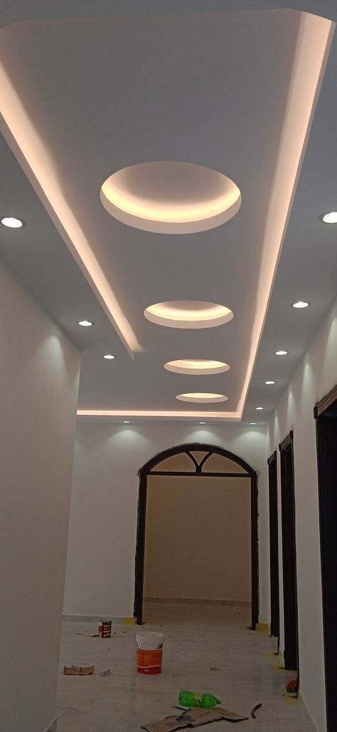 Gipysum decorations Ceiling Design For Corridor, Gypsum Ceiling Design Living Rooms, Gypsum Board Design, Pop Design Photo, Ceiling Pop, Gypsum Design, Gypsum Ceiling Design, Bedroom Pop Design, Simple Ceiling Design