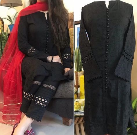 Black Kurti Pant Design, Black Pakistani Dress For Eid, Glowy Foundation, Glowy Makeup Look, Dress Designing Ideas, Black Lover, Makeup Tip, Dress Designing, Pakistani Fashion Casual