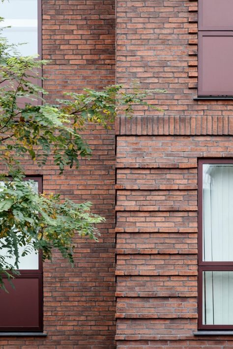 Brick Pattern Tile, Flat Roof Extension, Facade Pattern, Brick Detail, Architectural Materials, Arch Architecture, Roof Extension, Brick Texture, Brick Architecture