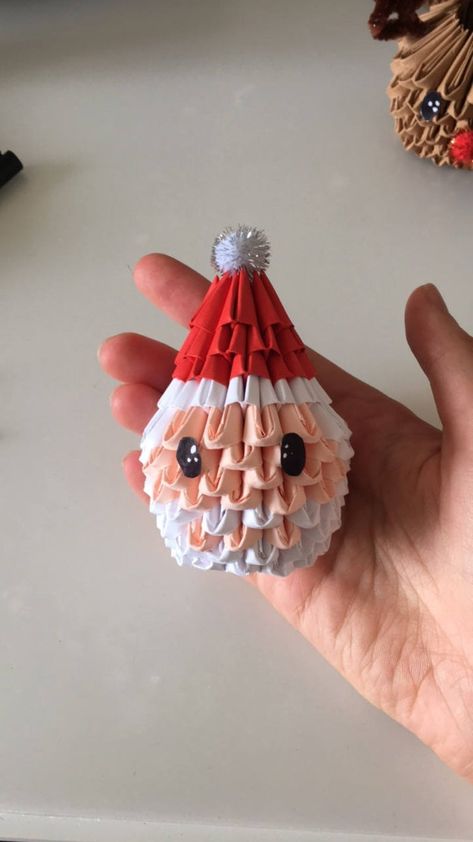 Origami Hedgehog, 3d Origami Christmas, Ester Crafts, Origami Penguin, Origami Santa, 3d Origami Tutorial, Origami Christmas Ornament, 3d Santa Claus, Christmas Pebble Art