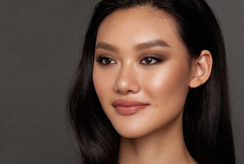 How to Create Charlotte Tilbury’s The Sophisticate Look | Beautylish The Sophisticate, Color Correcting Primer, Wedding Hairstyles And Makeup, Asian Bridal Makeup, Makeup Tip, Holiday Makeup Looks, Glow Skin, Make Up Brush, Braut Make-up