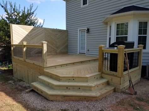 Front Porch Deck Ideas, Deck Plans Diy, Front Porch Deck, Door Decks, Deck Plan, Tiered Deck, Patio Deck Designs, Front Porch Design, Deck Designs Backyard