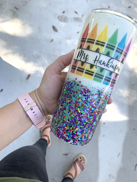 Waterslide Paper for Glitter Tumblers - How to Apply Waterslide Decals - Epoxy Crafts, Waterslide Paper, Monogram Tumbler, Glitter Bag, Epoxy Tumblers, Waterslide Decals, Fabulous Diy, Glitter Tumblers, Cup Crafts