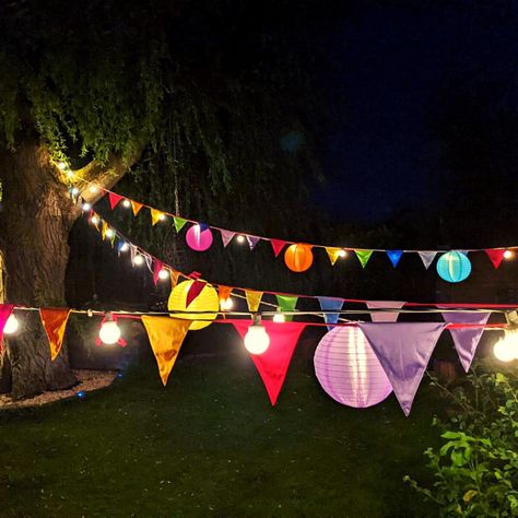 Festival Themed Garden Party, Music Festival Party Decorations, Home Festival Party Ideas, Coachella Decorations, Festival Themed Party Decorations, Festival Party Ideas, Festival Party Theme, Diy Music Festival, Music Festival Birthday Party