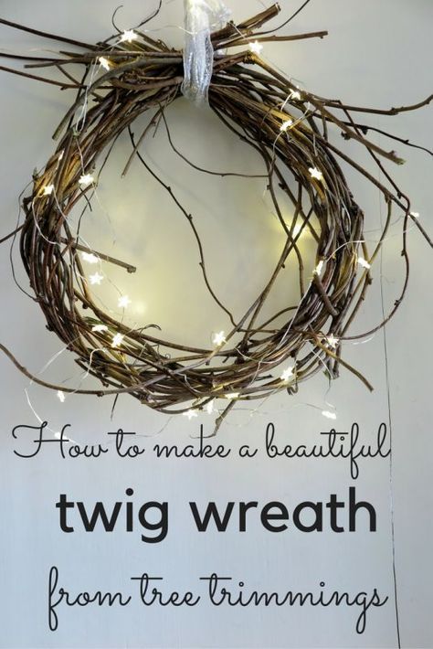 Wreath From Tree Trimmings, Christmas Twig Wreaths, Wreath With Lights, Navidad Natural, Twig Christmas Tree, Twig Crafts, Christmas Trimmings, Wreaths Fall, Willow Wreath