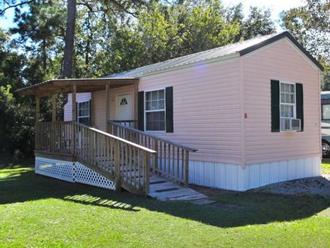 Pink Mobile Home, Cute Rv, Pink Trailer, Pink Mobile, Park Model Homes, Pink Model, Single Wide, Trailer Home, Rv Park