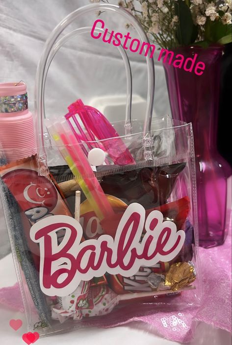 Barbie Party Bags Ideas, Barbie Gift Bags Ideas, Barbie Candy Bags Party Ideas, Barbie Goodie Bags, Barbie Treat Bags, Barbie Party Bags, Barbie Goodie Bag Ideas, Barbie Gift Bags, Barbie Candy Bags