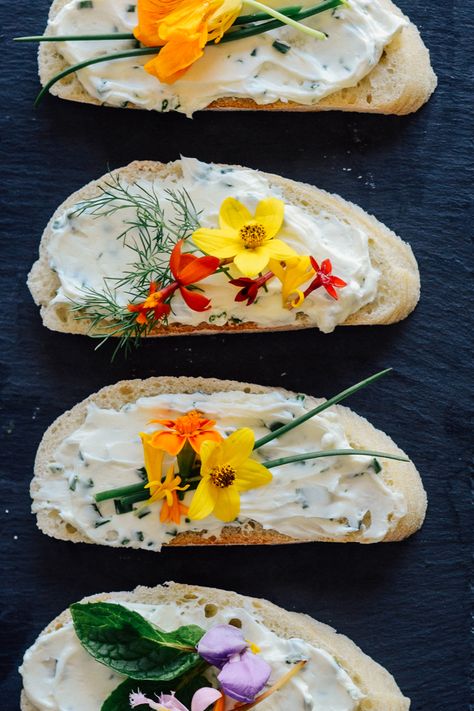 Chive and Cream Cheese Sandwiches with Edible Flowers | Buttered Side Up Cream Cheese Sandwiches, Edible Flowers Recipes, Dandelion Recipes, Tea Sandwiches, Flower Food, Flowering Plants, Tea Parties, Cheese Sandwiches, Greens Recipe