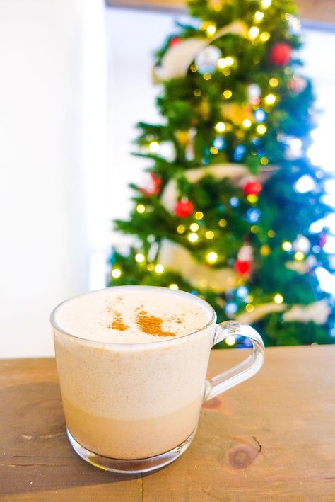 Vegan Eggnog Recipe, Make Eggnog, Turmeric Latte Recipe, How To Make Eggnog, Vegan Xmas, Vegan Eggnog, The Chunky Chef, Meals From Scratch, Vegan Christmas Cookies