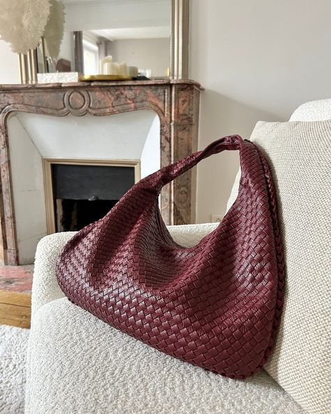 Hobo Woven Shoulder Bag for Women Tote Trendy Vegan Leather 👜 Dumpling Bag for Busy Mom Weekender Braided Purse Best Gift for Girlfriend. #dragoncarries #dragondiffusion #wovenbag #leatherbag #shoulderbag #veganbag Woven Shoulder Bag, Woven Hobo Bag, Woven Leather Tote Bag, Fall Bags 2024, Mom Bags Everyday, Big Bag Aesthetic, European Purse, Everyday Bags For Women, Big Bags For Women