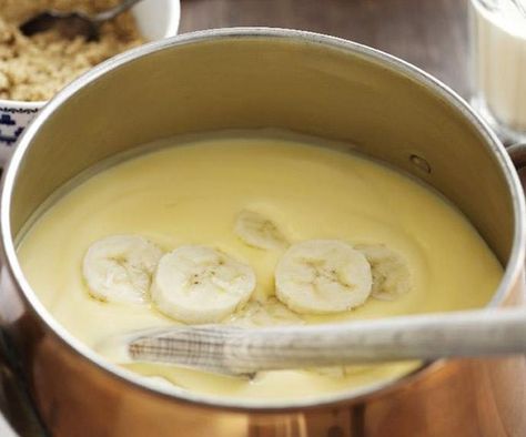 Banana Custard Recipe, Recipe For Custard, Banana Custard, Cream Puff Recipe, Custard Recipe, Banana And Egg, Custard Pudding, Sweetened Whipped Cream, Puff Recipe