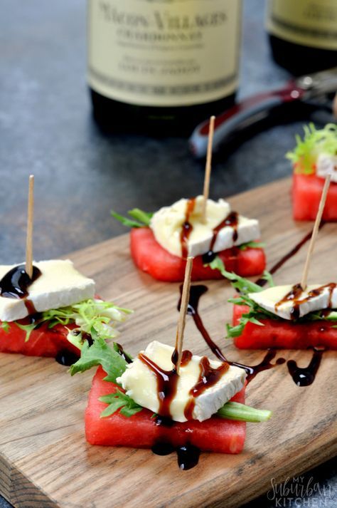 Watermelon Appetizer, Summer Appetizers Easy, Sommer Mad, Brie Bites, Thanksgiving Menu Ideas, Vegetarian Thanksgiving, Decorações Com Comidas, Recipes Thanksgiving, Summer Appetizer