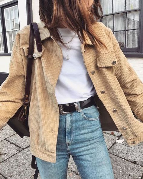 Cool Outfits For School, Pakaian Hipster, Vintage Summer Outfits, Hipster Outfits, A Jacket, Mode Inspo, 가을 패션, Corduroy Jacket, Looks Style