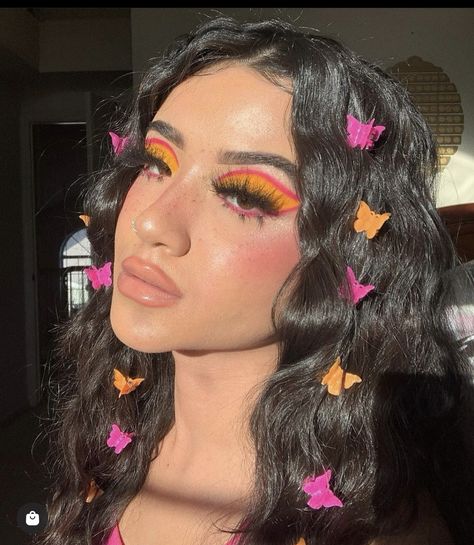 Pink And Orange Eye Makeup, Orange Eye Makeup, Concert Makeup, Concert Hairstyles, Orange Makeup, Rave Hair, G Hair, Look Festival, Pride Makeup