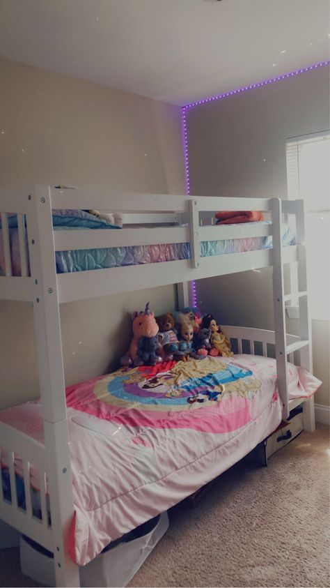 Boy And Girl Shared Room, Baby Crib Designs, Sibling Room, Sister Room, Crib Design, Disney Bedrooms, Kids Rooms Inspo, Boys Bedroom Makeover, Baby Nursery Themes