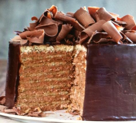 Sure to be the hit of any Christmas gathering. Pollman's Bakery has been impressing Santa helpers for years with their Chocolate Dobash Cakes Seven Layer Cake, 7 Layer Cakes, Doberge Cake, Louisiana Cooking, Passover Desserts, Jewish Food, Passover Recipes, A Piece Of Cake, Jewish Recipes