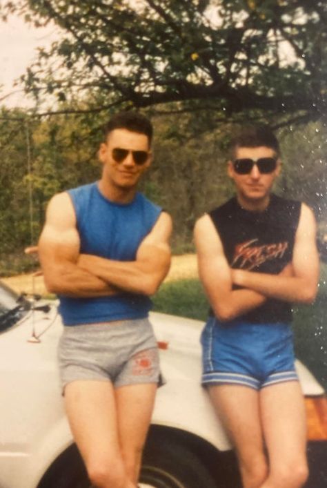 1980s Summer Fashion, 80s Athletic Fashion, Himbo Core, Hanky Code, 1980s Outfits, Zombie Movie, Vintage Fitness, Look 80s, 70s Shorts