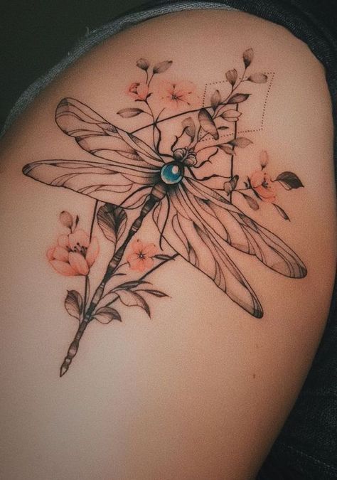 Tattoo Main, Dragonfly Tattoos, Dragonfly Tattoo Design, Geniale Tattoos, Shoulder Tattoos For Women, Dragonfly Tattoo, Tattoos For Daughters, Elegant Tattoos, Mom Tattoos