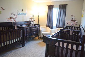 quads4.jpe Quadruplets Nursery, Triplet Nursery, Affordable Nursery Furniture, Triplets Nursery, Size Of Baby, Twins Bedroom, Affordable Nursery, Tiny Nursery, Boys Bedroom Paint