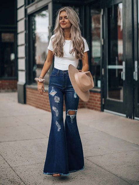 Outfit Boards, Casual Country Outfits, Southern Outfits, Early Fall Outfits, Western Wear Outfits, Cute Country Outfits, Western Style Outfits, Fall Fit, Outfits 2022