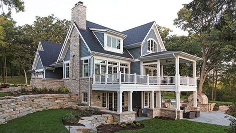 3 Story Lake House, Back Of Lake House, Lake Geneva Architects, House Plans On A Hill, Lake House Walkout Basement, Lake House Plans With Walkout Basement, Bloxburg Lake House, Waterfront House Plans, Lake Front Homes