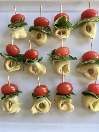 Tortellini Appetizer Recipes, Marinated Tortellini, Tortellini Appetizers, Tortellini Appetizer Skewers, Frozen Tortellini, Tomato Skewers, Tortellini Skewers, Tomato Appetizers, Tomato Mozzarella Basil