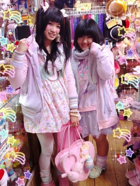 Fairykei Fashion, Yume Kawaii Fashion, Yumekawaii Fashion, Kawaii Street Fashion, Decora Fashion, Kawaii Lifestyle, Japanese Fashion Kawaii, Kawaii Culture, Fairy Kei Fashion