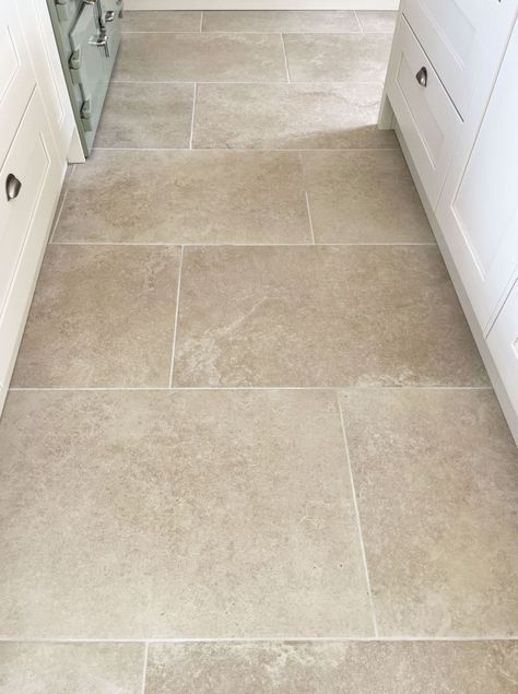 Merestone Lime 90x60cm | Limestone Effect Porcelain Tile Porcelain Flagstone Floor, House Tiles Flooring Ideas, Porcelanosa Tiles, Basement Redo, Ceramic Tile Bathrooms, Shower Rooms, Tiled Hallway, House Farm, Flagstone Flooring