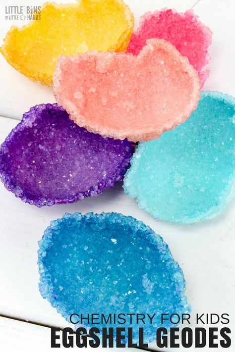 Borax Egg Shell Crystals, Eggshell Geodes, Crystal Chemistry, Science Crafts For Kids, Willow Crafts, Minion Classroom, Crystal Growing, Borax Crystals, Summer Stem