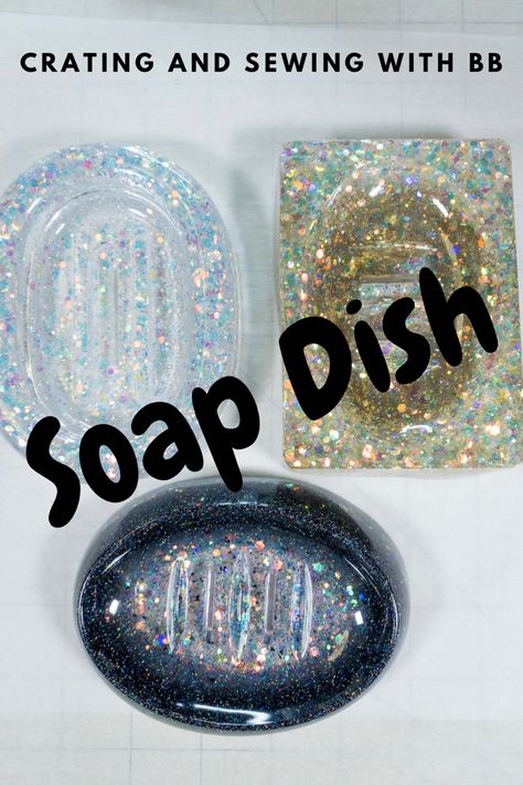 Easy resin pour making soap dish #soapdish #resinpour #diyproject Soap Holder Diy, Resin Soap Dish, Making Soap, Resin Pour, Diy Epoxy, Resin Tutorial, Soap Holder, Resin Casting, Sewing For Beginners