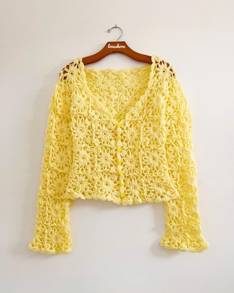 BLOOM 🏵️ From the soil, we bloom. This lace crochet cardigan is inspired by floral lace traditional Khmer clothing called “Phamoung” and… | Instagram Crochet Vampire, Crochet Lace Cardigan, Crochet Wreath Pattern, Lace Crochet Cardigan, Crochet Sweater Design, Shirt Crochet, Plaid Crochet, Crochet Wreath, Crochet Skull