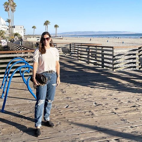 Pismo Beach road trip day one on the blog. Click through to read about our trip to Pismo Beach and what to wear. #pismobeach #roadtrip #travel #beach #beachvacation #vacation #summertravel #summervacation #outfits #outfitideas #beachoutfits #casualstyle #streetstyle #beachstreetstyle #denimstyle #itbags Beach Dinner Outfit, Beach Road Trip, Late Summer Outfits, Beach Dinner, Pismo Beach, Beach Road, Dinner Outfit, California Casual, Beach Outfits