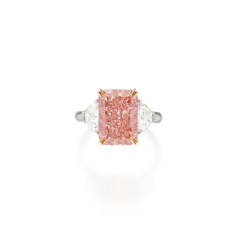 ring ||| sotheby's n09694lot9mdvsen Colored Diamond Engagement Rings, Jewellery Wishlist, Fancy Diamond Ring, Magnificent Jewels, Glamorous Jewelry, The Bling Ring, Pink Diamond Ring, Jewelry Design Drawing, International Jewelry