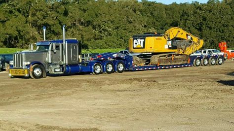 heavy haul trucking Heavy Haul Trucks, Peterbilt 389, Heavy Haul, Heavy Construction Equipment, Custom Big Rigs, Large Truck, Mining Equipment, Hot Rod Trucks, Kenworth Trucks