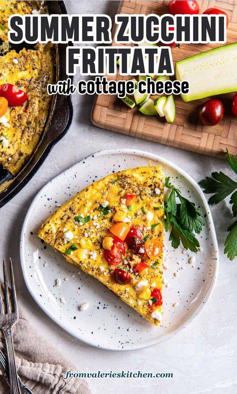 This summery Zucchini Frittata with sweet corn and cherry tomatoes is made with cottage cheese for an added boost of protein. It's light, loaded with vegetables, and so flavorful! Summer Frittata Recipes, Tomato Egg Bake, Italian Frittata, Frittata Muffins, Salmon Platter, Zucchini Frittata, Zucchini Tomato, Summer Zucchini, Frittata Recipes