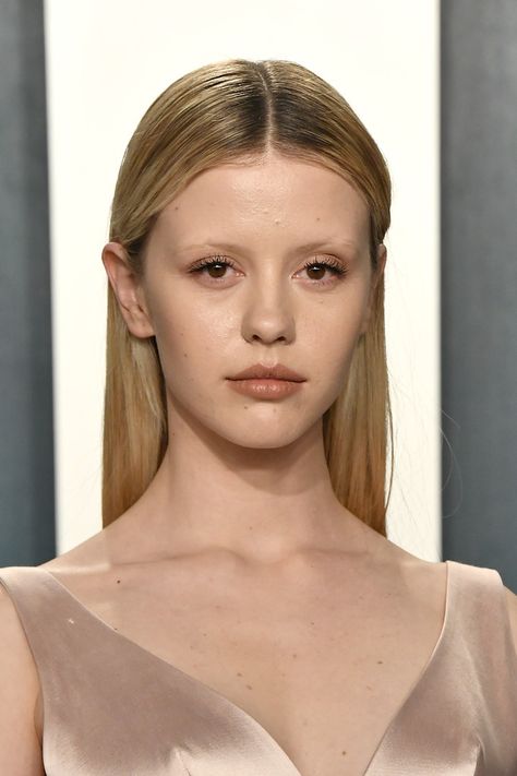 Mia Goth | Page 4 | the Fashion Spot Mia Goth, Goth Hair, Chateau Marmont, Santa Monica California, Goth Makeup, Mia 3, Oscar Party, Vanity Fair Oscar Party, Interesting Faces