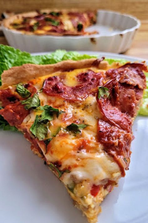 I like quiche but it is infinitely better when you turn it into meat lovers pizzahhhh! Crustless Meat Lovers Quiche, Pizza Quiche Recipes, Meat Lovers Quiche, Pepperoni And Sausage Pizza, Meat Quiche, Beef Quiche, Pizza Quiche, Tortilla Recipes, Quiche Pan