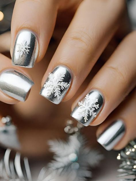 Christmas Nail Designs Silver, Plain Christmas Nails, Silver Christmas Nail Designs, Christmas Nails Silver, Philadelphia Eagles Nails, Nail Designs Silver, Eagles Nails, Nail Ideas Easy, Nails Plain