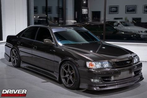 Toyota Chaser 10 Car Garage, Driving Manual, Cars Fast And Furious, Toyota Chaser Jzx100, Cars To Draw, Automotive Poster, Chaser Jzx100, Toyota Japan, Car Vibes