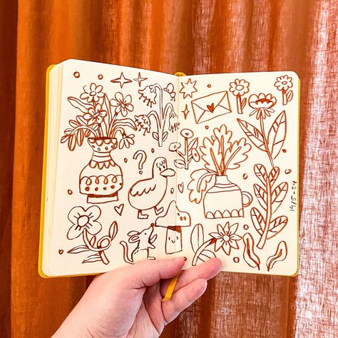 Trying out new Sakura brush pens for doodling! Felt very shaky at first with the bendy tip, but I really like the look of it rn. I want to experiment with layering these with colour later HEHHEHE #sketchbook #doodle #sketchbookdrawing Felt Tip Drawing, Brush Pen Doodles, Brown Journal, Pen Doodle, Doodling Ideas, Drawings Inspo, Tiger Sketch, Sketchbook Doodles, Notes Inspo