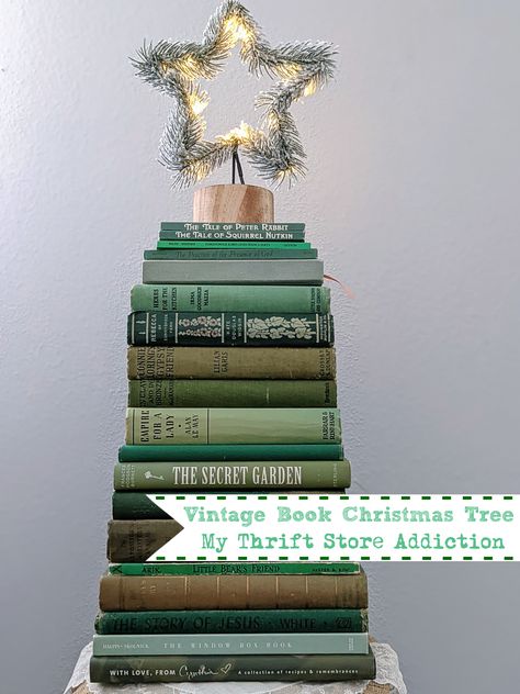 Book Christmas Tree, Book Tree, Book Christmas, Xmas Deco, Christmas Tablescapes, Christmas Home Decor, Christmas Tea, Christmas Display, Vintage Christmas Tree