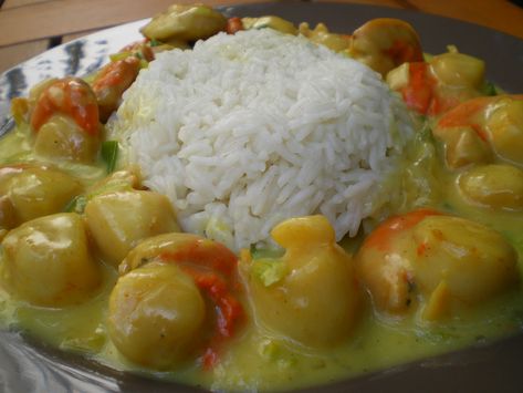 Curried Scallops | Food.com Curry Scallops Recipe, Curried Scallops, Curry Scallops, Cilantro Rice Recipe, Seafood Curry, Xo Sauce, Scallops Recipe, Grilled Scallops, Mango Curry