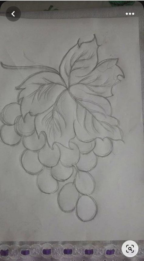 Grapes Drawing, Tre Kunst, Minimalist Tattoo Ideas, Armband Tattoos, Flower Line Drawings, Flower Drawing Design, Flower Art Drawing, Art Drawings Sketches Pencil, Border Embroidery Designs