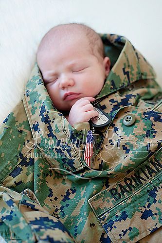 Military Maternity Photos, Military Baby Pictures, Marine Baby, Army Baby, Military Baby, Newborn Photography Boy, Baby Poses, Newborn Baby Photos, Photography Newborn