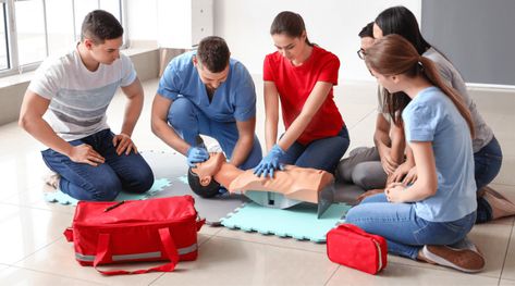 First Aid: A Lifesaving Skillset For Health Technology Emergencies First Aid Procedures, Bystander Intervention, First Aid Training, Cardiopulmonary Resuscitation, Cpr Training, First Aid Course, Teaching Essentials, Leadership Training, Certificate Programs