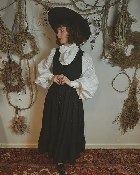 I Do Declare (@ixdoxdeclare) • Instagram photos and videos I Do Declare, Silver Buttons, Black Linen, Aesthetic Clothes, Victorian Dress, Bodice, The Dress, My Style, Plants