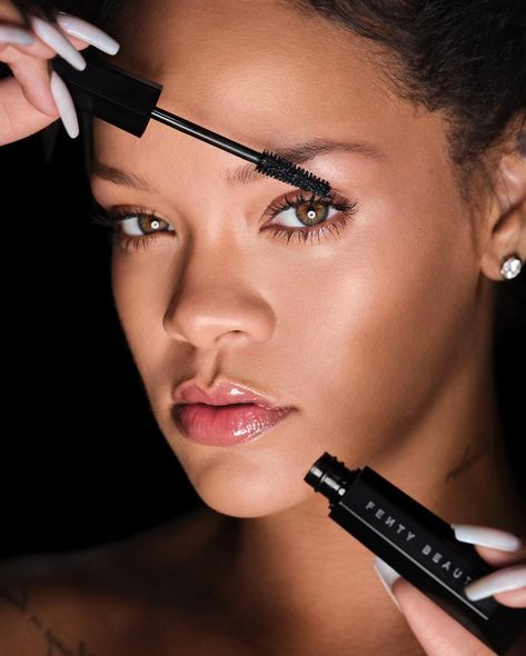 FENTY BEAUTY BY RIHANNA on Instagram: “Live, l@$h, luvvv #HELLATHICC Volumizing Mascara 👀🖤 Get your lashes on @badgalriri's level at fentybeauty.com, @ultabeauty, @sephora…” Fenty Rihanna, Rihanna Fenty Beauty, Rihanna News, Rihanna Riri, Rihanna Style, Vogue Beauty, Cruelty Free Brands, Asap Rocky, Rihanna Fenty