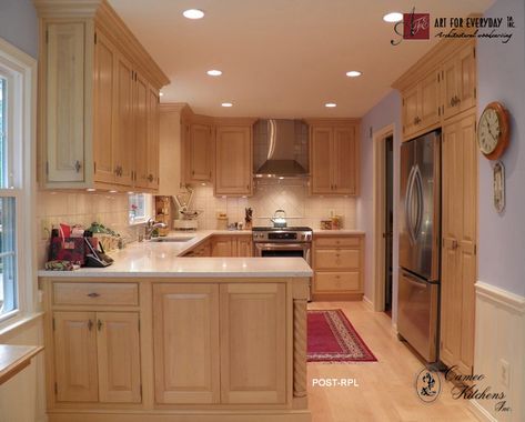 Lightwood Kitchen Cabinets, Maple Kitchen Cabinets With White Quartz, Maple Cabinets With White Countertops, Kitchen Cabinets Colors, Modern Oak Kitchen, Counter Backsplash, Silestone Kitchen, Birch Kitchen, Light Granite Countertops