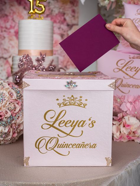 Pink Iridescent quinceanera money card box Quincenera Box Ideas, Money Card Box Ideas, Pink Centerpieces Quinceanera, Card Box Quinceanera, Centerpieces Quinceanera, Rose Gold Quince, Money Card Box, Diy Card Box, Quinceanera Bouquet