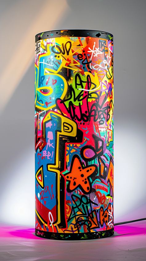 Street Art Graffiti Lamp Graffiti Lamp, Stand Nike, Art On Objects, Graffiti Can, Graffiti Bedroom, Bear Stencil, Graffiti Party, Graffiti Inspiration, Street Graffiti Art